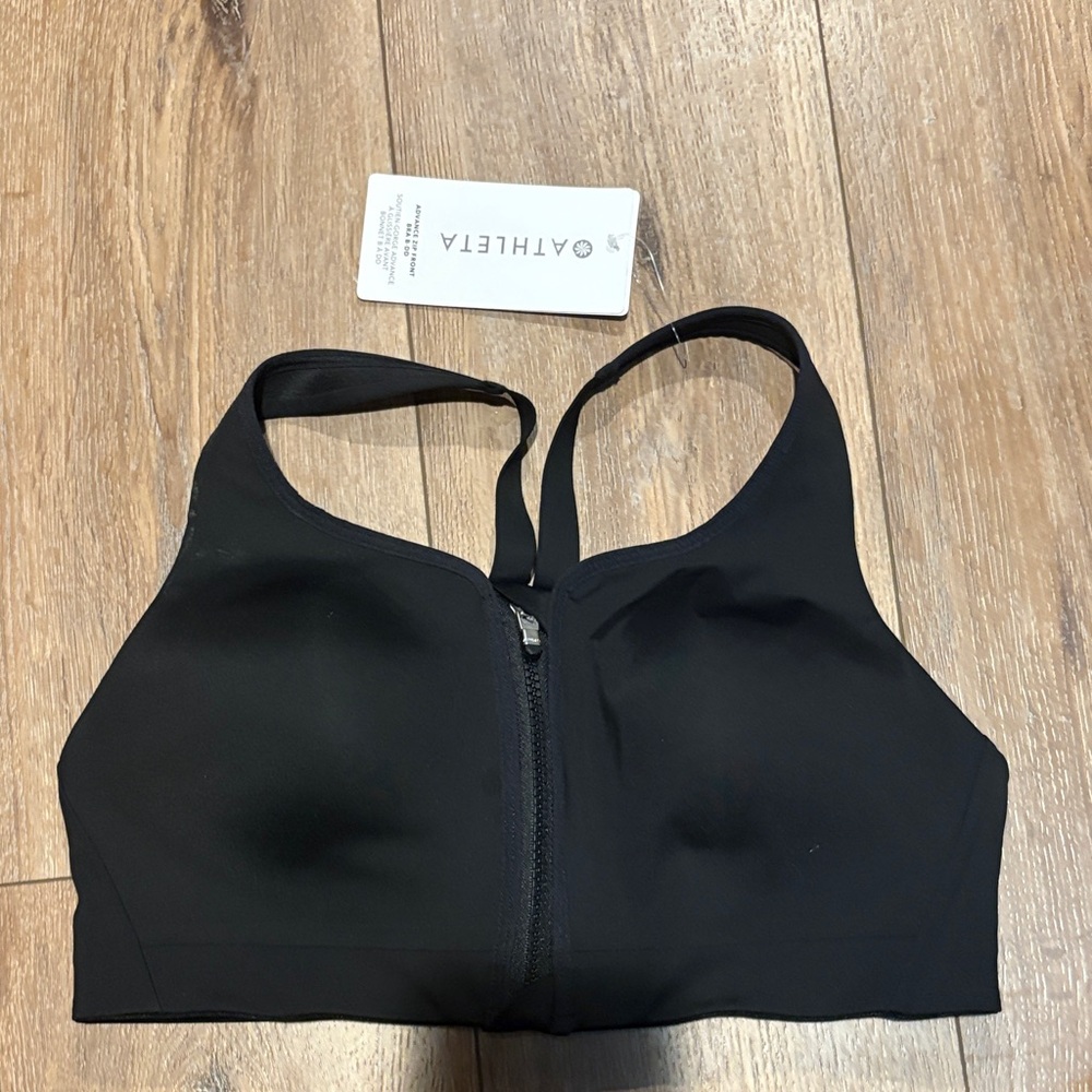 NWT athleta black sports bra 36C advance zip front bra b-dd